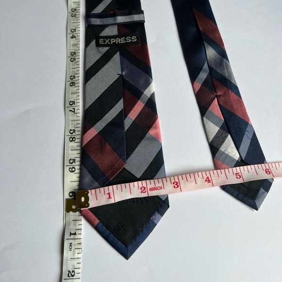 Express Plaid Pattern Silk Tie - Picture 4 of 5